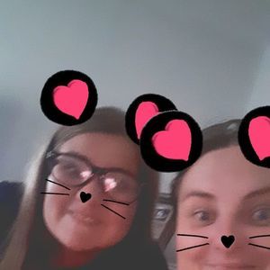 Meet your Posher, Holly